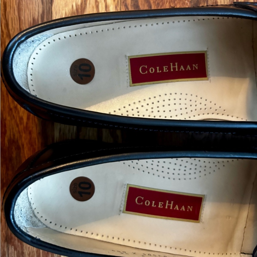 Cole Haan Glossy Black Tassel Loafers - Size 10 - Picture 3 of 9